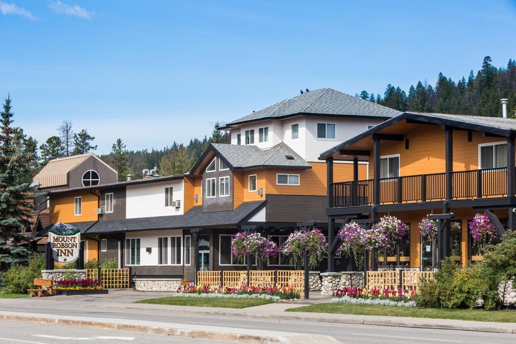 Mount Robson Hotel