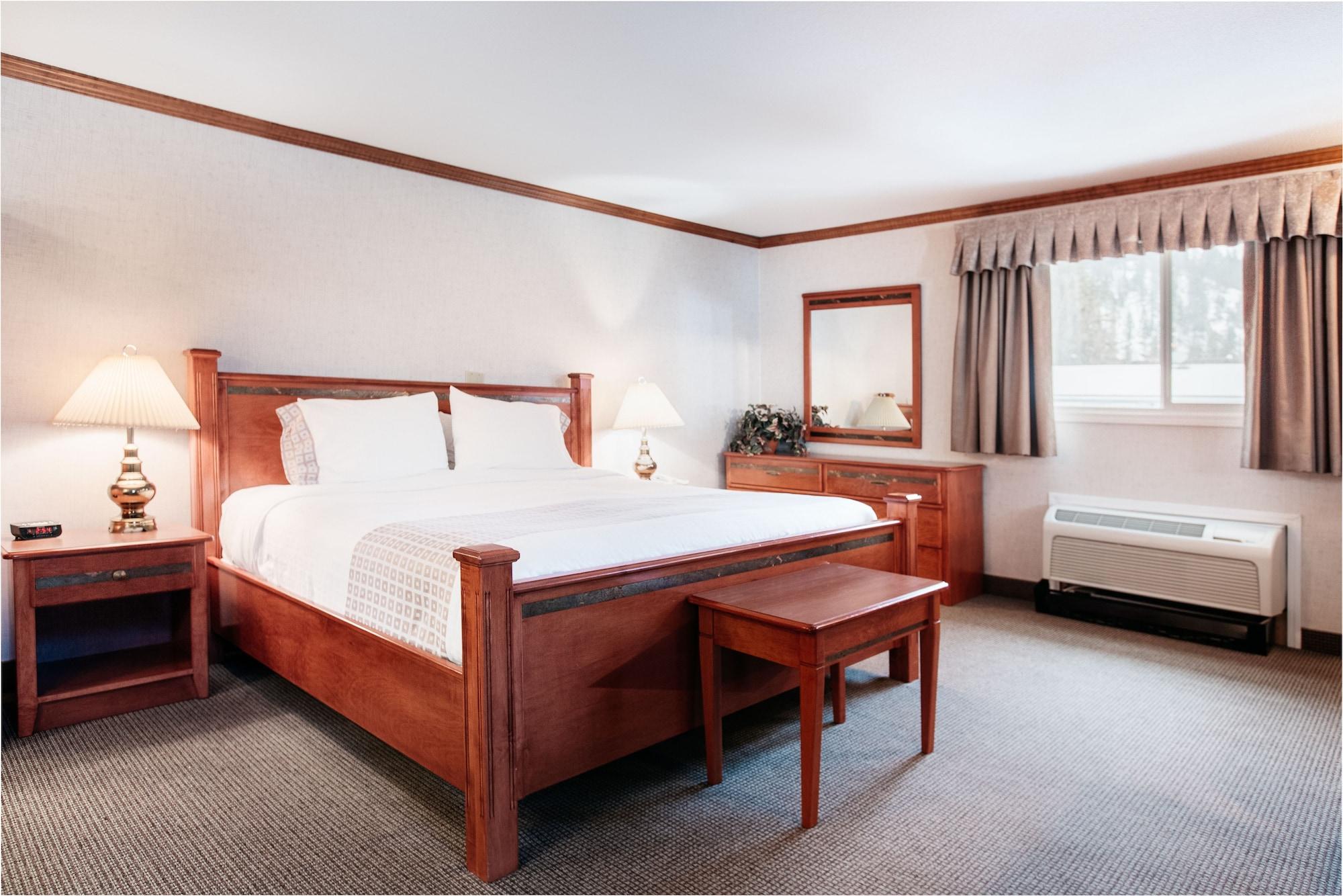 Mount Robson Hotel